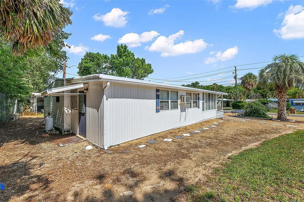 11750 Hickory Lane Tavares FL 32778