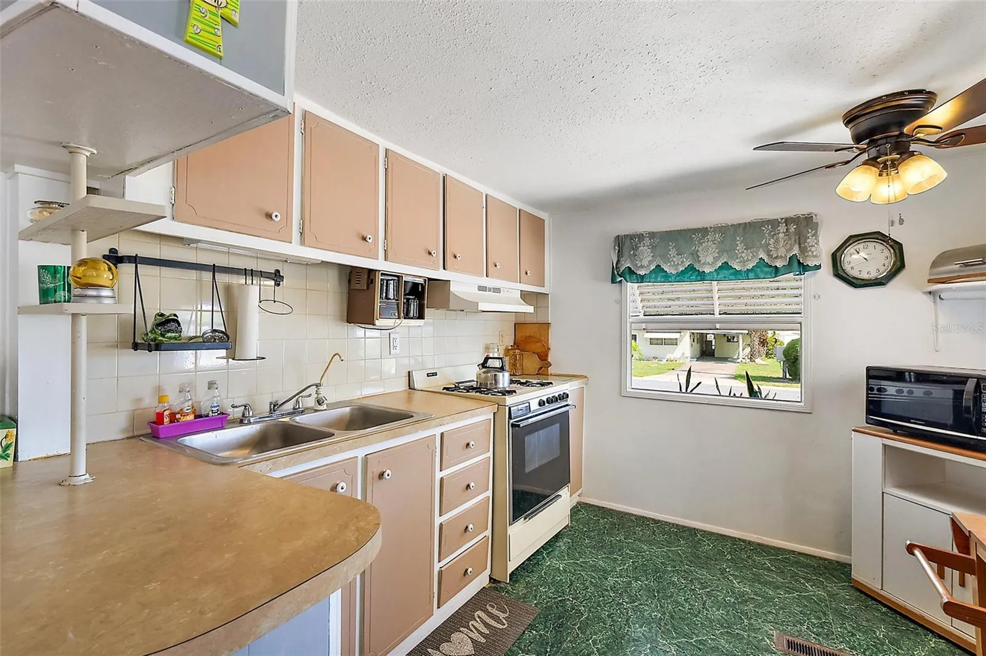 11750 Hickory Lane Tavares FL 32778