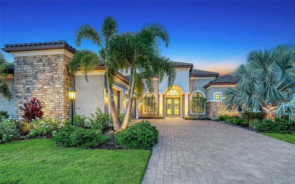 4809 Benito Court Bradenton FL 34211