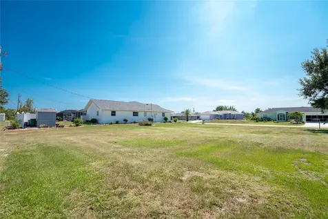 7048 Inland Street Englewood FL 34224