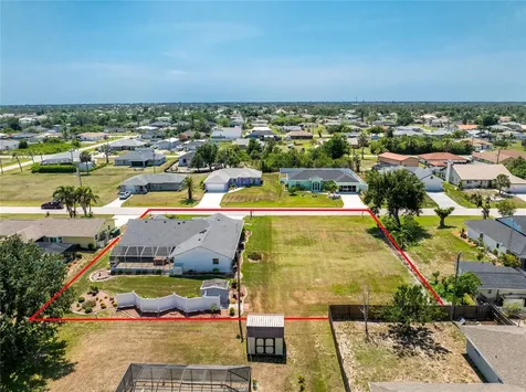 7048 Inland Street Englewood FL 34224