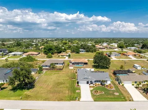7048 Inland Street Englewood FL 34224