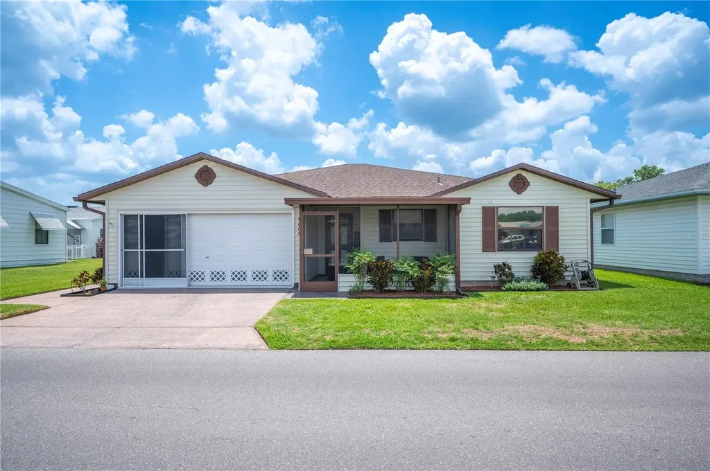 1608 Colonnades Circle N Lakeland FL 33811