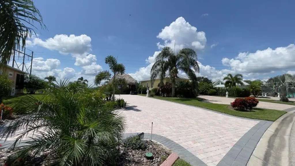 3015 Wood Duck Drive Polk City FL 33868