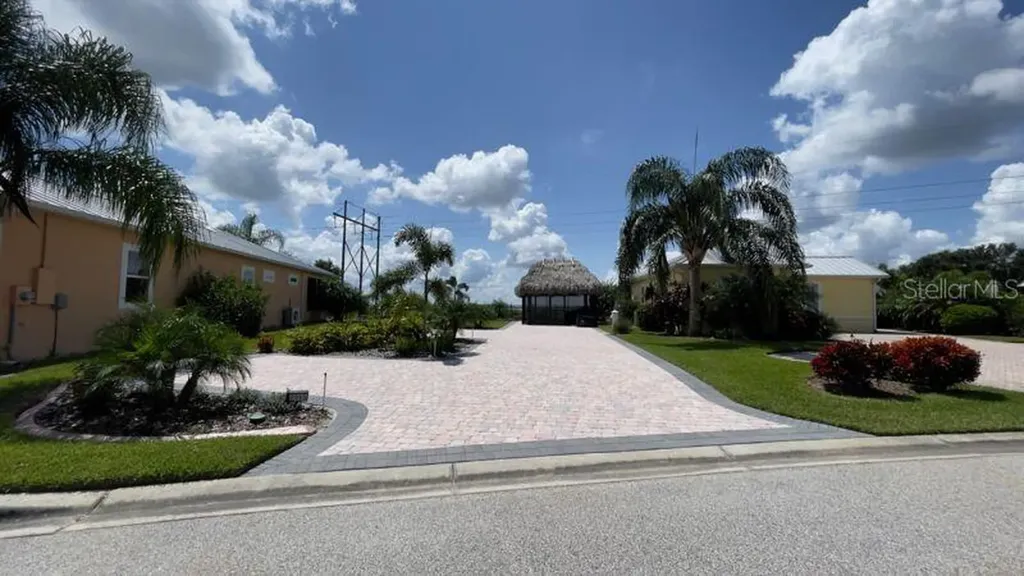 3015 Wood Duck Drive Polk City FL 33868