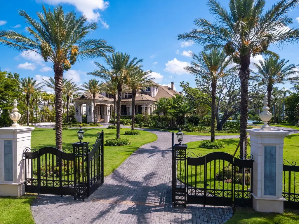 1423 & 1435 Hillview Drive Sarasota FL 34239