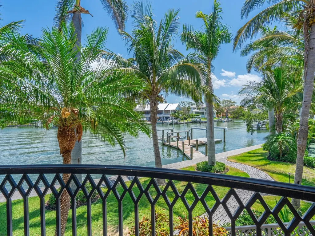 1423 & 1435 Hillview Drive Sarasota FL 34239