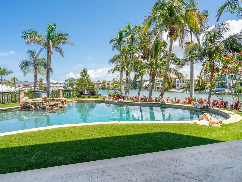 1423 & 1435 Hillview Drive Sarasota FL 34239