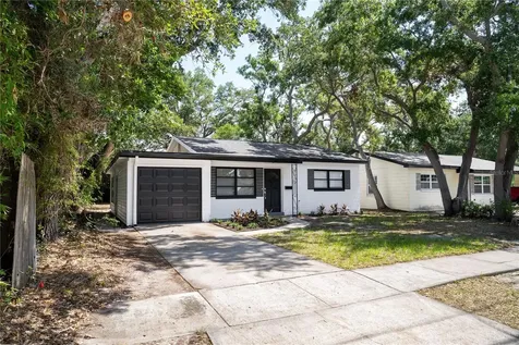 8059 26th Avenue N St Petersburg FL 33710