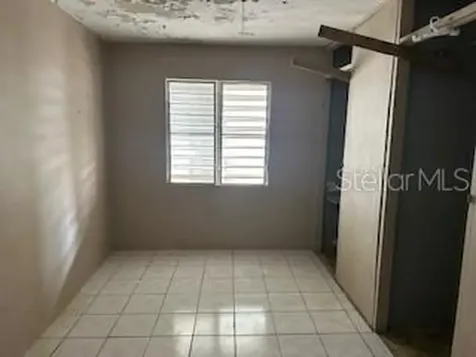 165 Calle Rey Fernando Com. Villa Colombo Vega Baja PR 00693