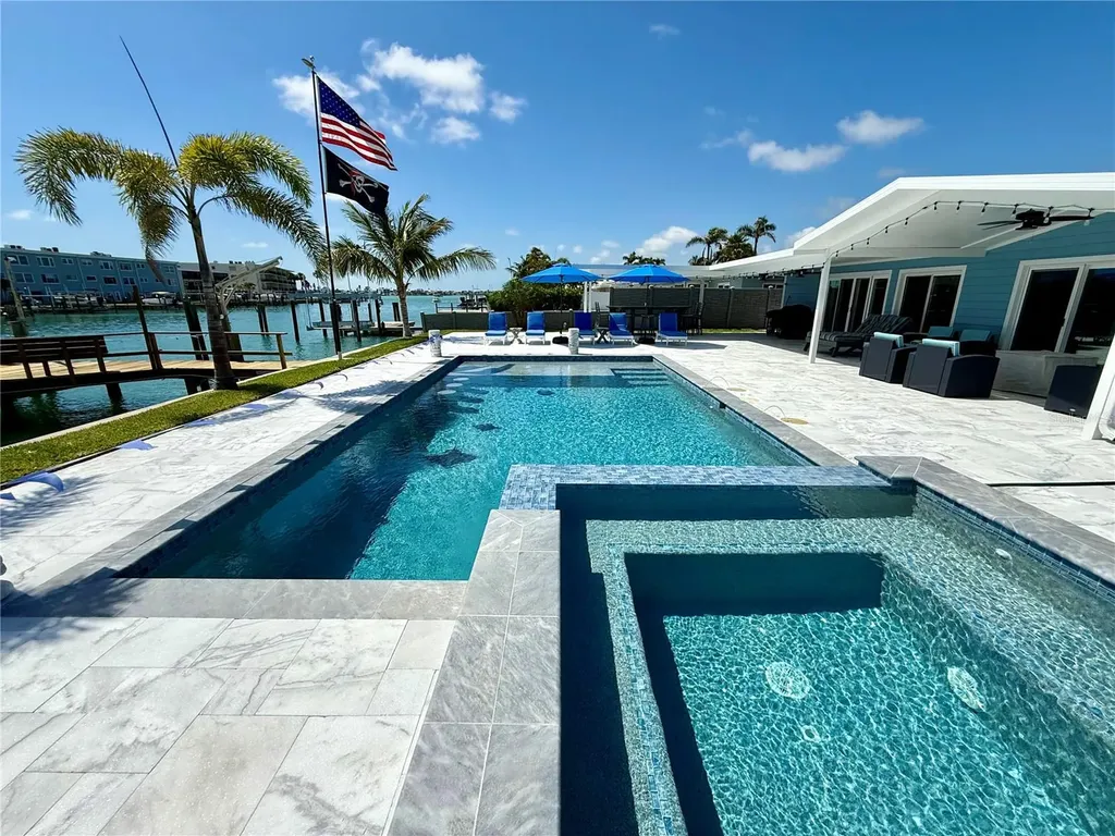 12300 4th Street E Treasure Island FL 33706