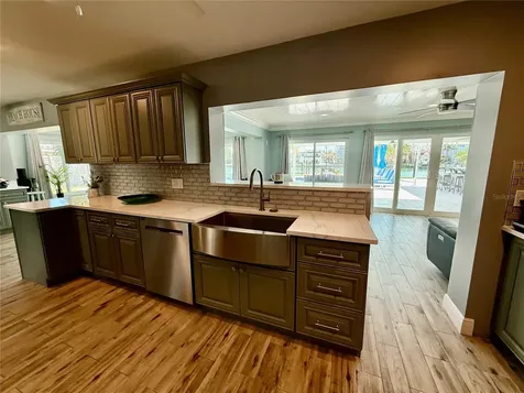 12300 4th Street E Treasure Island FL 33706