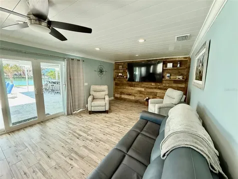 12300 4th Street E Treasure Island FL 33706