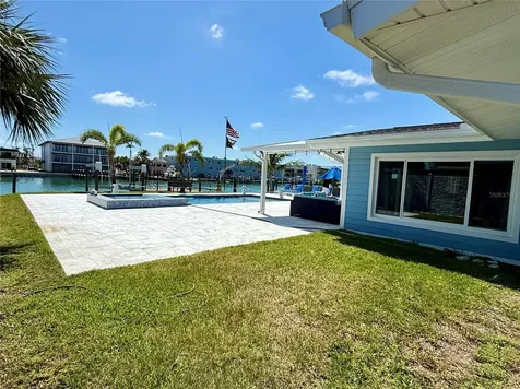 12300 4th Street E Treasure Island FL 33706