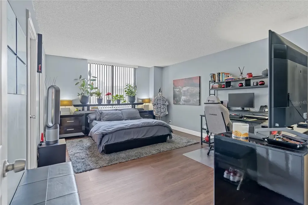 400 E Colonial Drive Orlando FL 32803