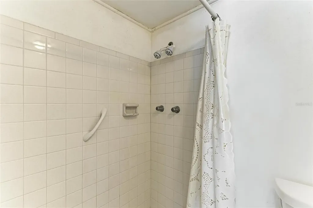 6030 7th Avenue W Bradenton FL 34209