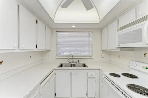 6030 7th Avenue W Bradenton FL 34209