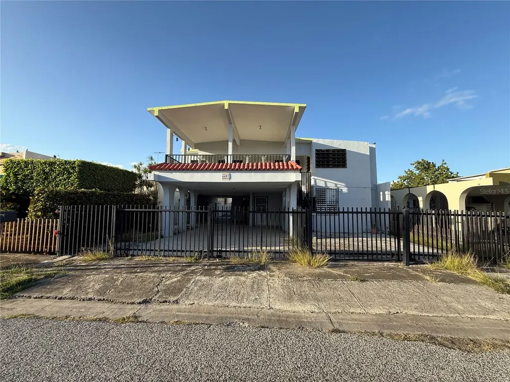 4487(N-11), Almeda Street, Punto Oro Ponce PR 00728
