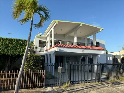 4487(N-11), Almeda Street, Punto Oro Ponce PR 00728