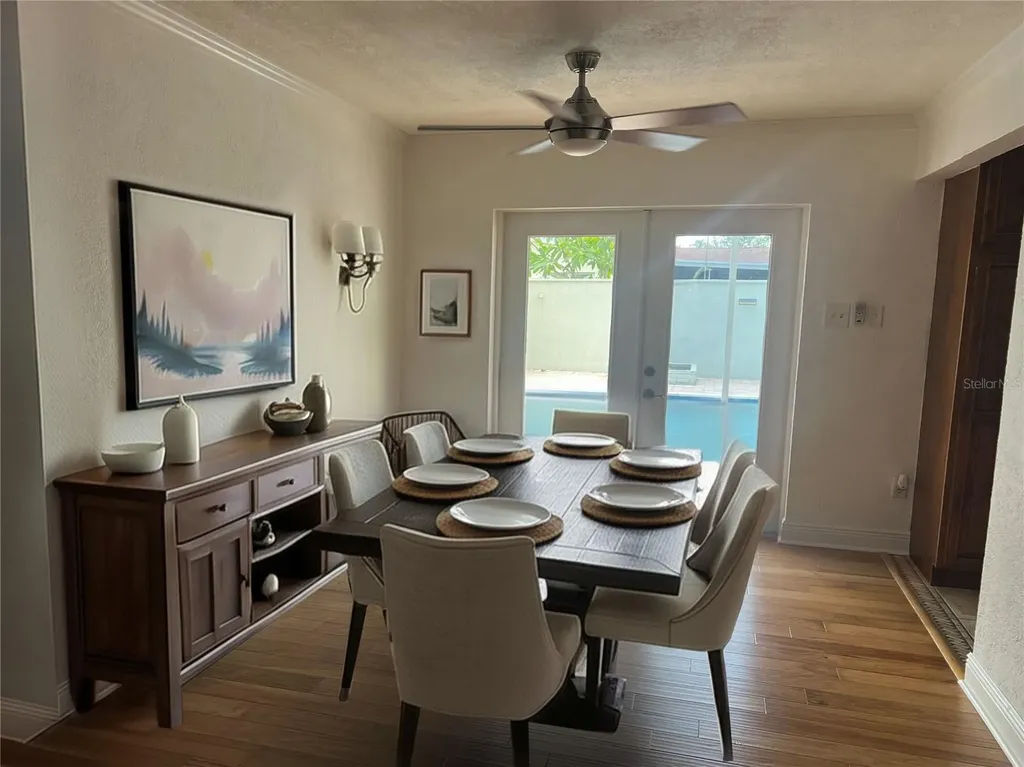 5672 62nd Way N St Petersburg FL 33709