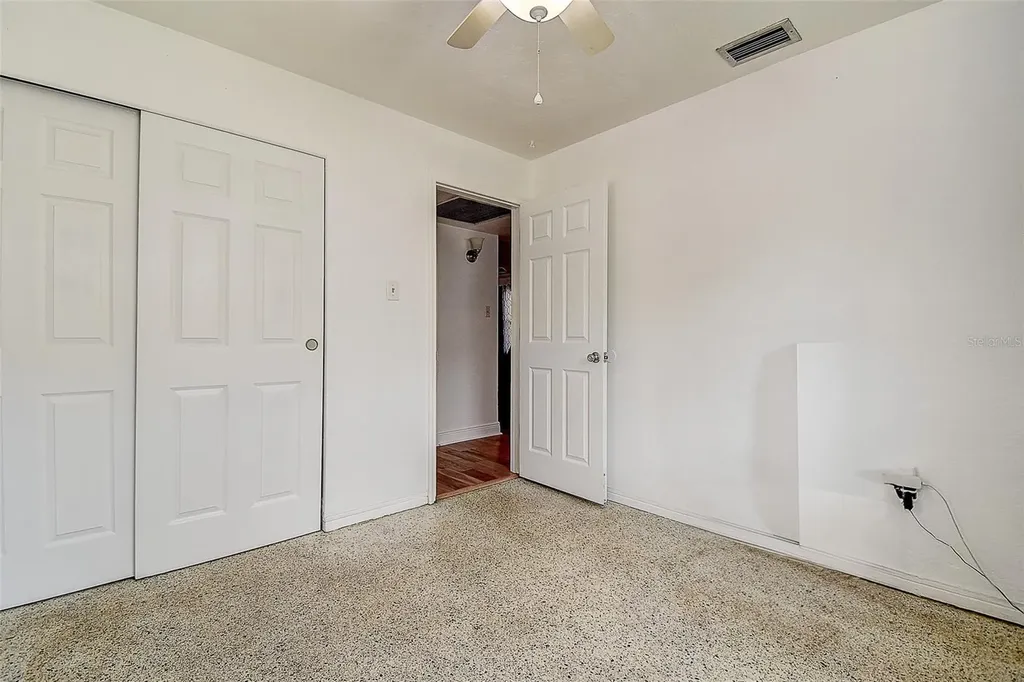 5672 62nd Way N St Petersburg FL 33709