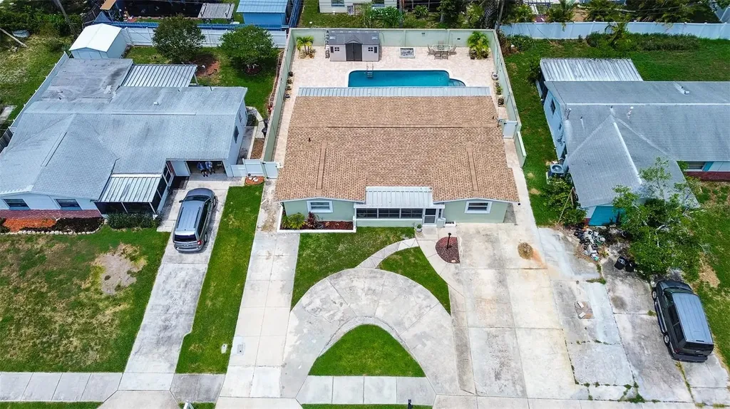 5672 62nd Way N St Petersburg FL 33709