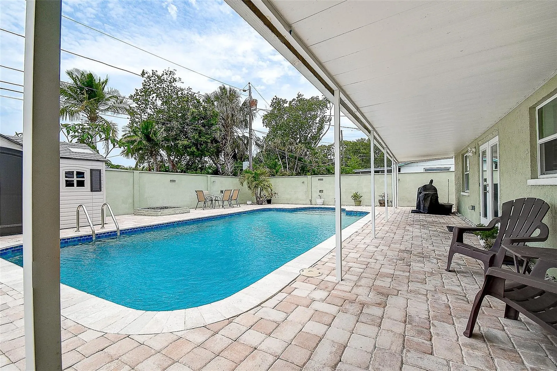 5672 62nd Way N St Petersburg FL 33709