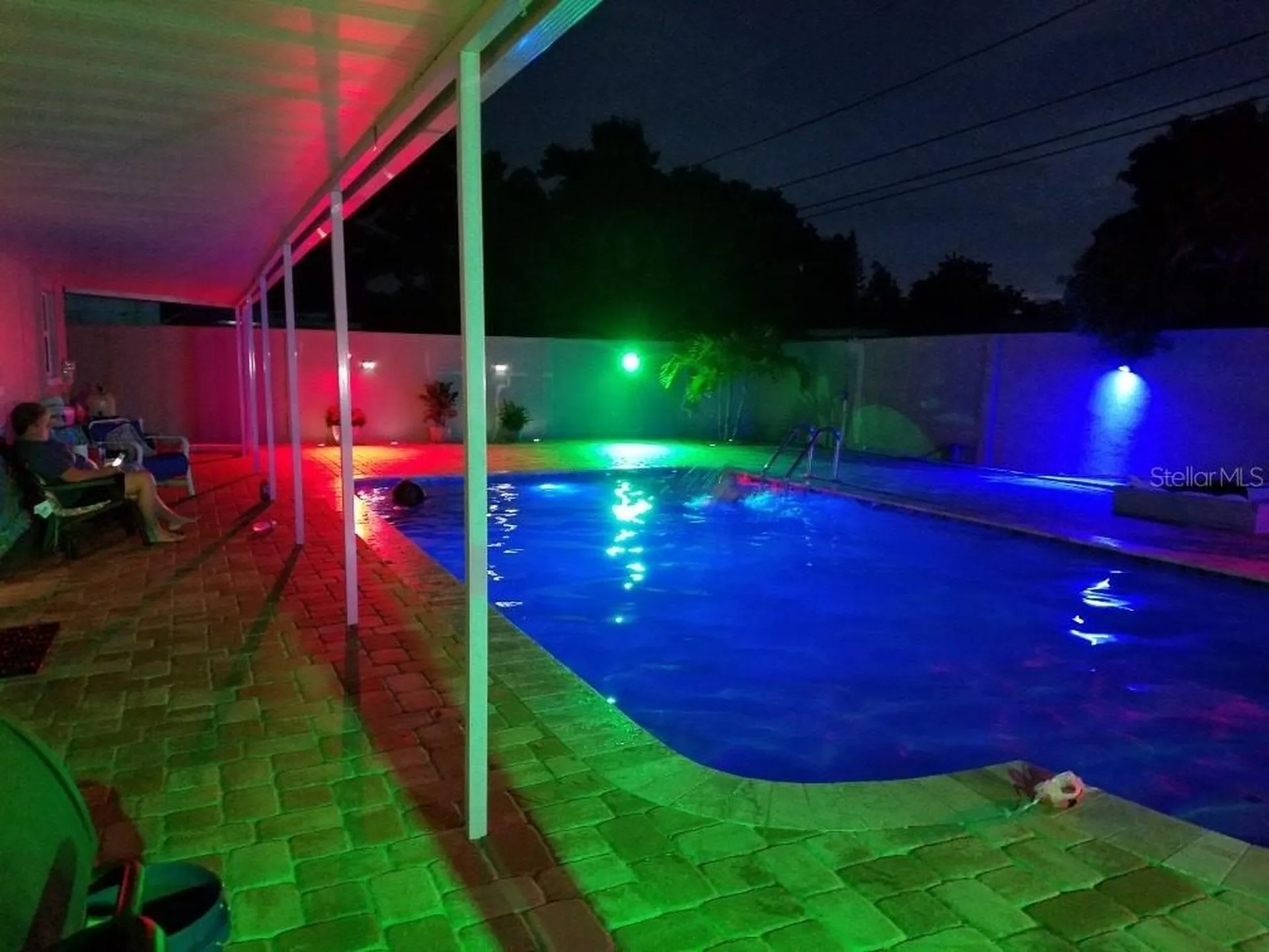 5672 62nd Way N St Petersburg FL 33709