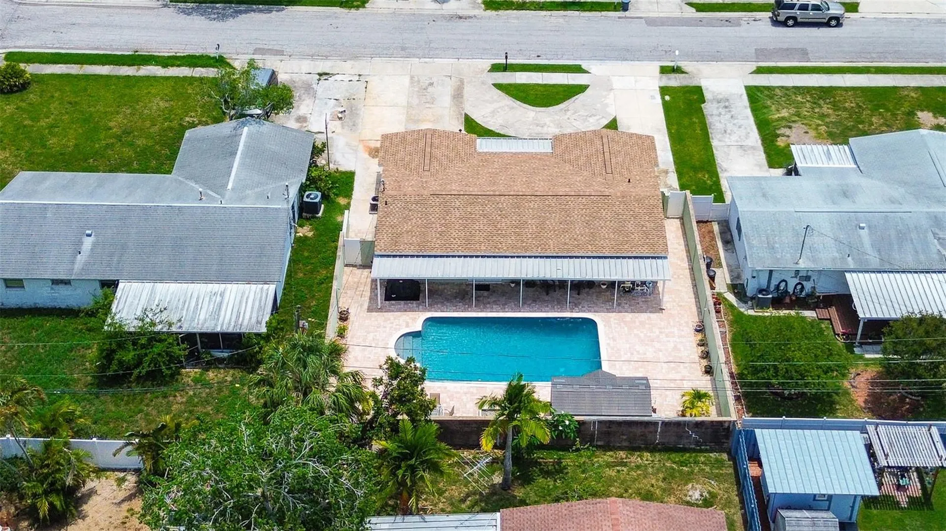 5672 62nd Way N St Petersburg FL 33709