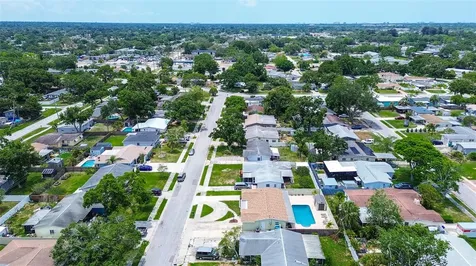 5672 62nd Way N St Petersburg FL 33709