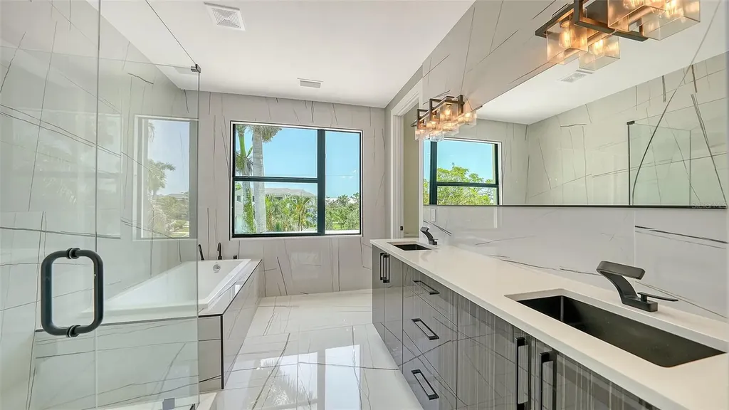 1607 Flower Drive Sarasota FL 34239
