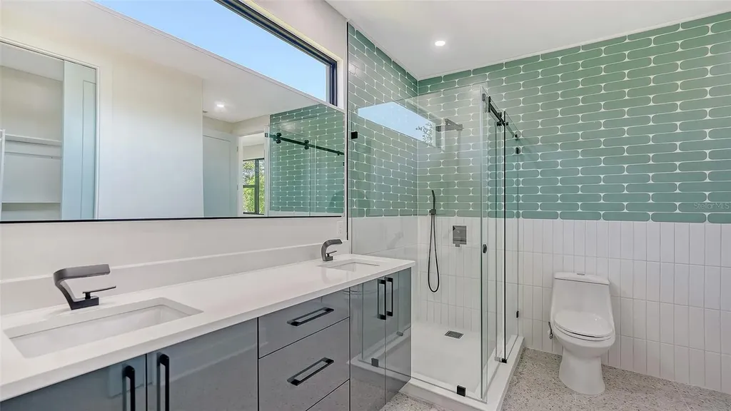 1607 Flower Drive Sarasota FL 34239