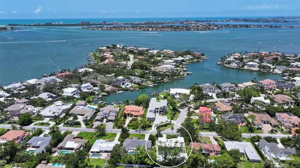 1607 Flower Drive Sarasota FL 34239