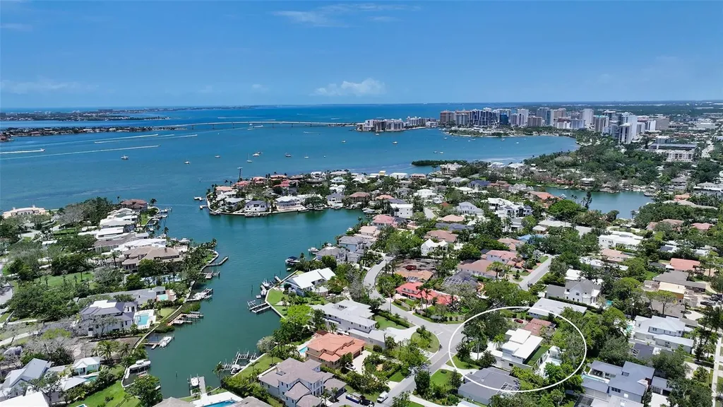 1607 Flower Drive Sarasota FL 34239