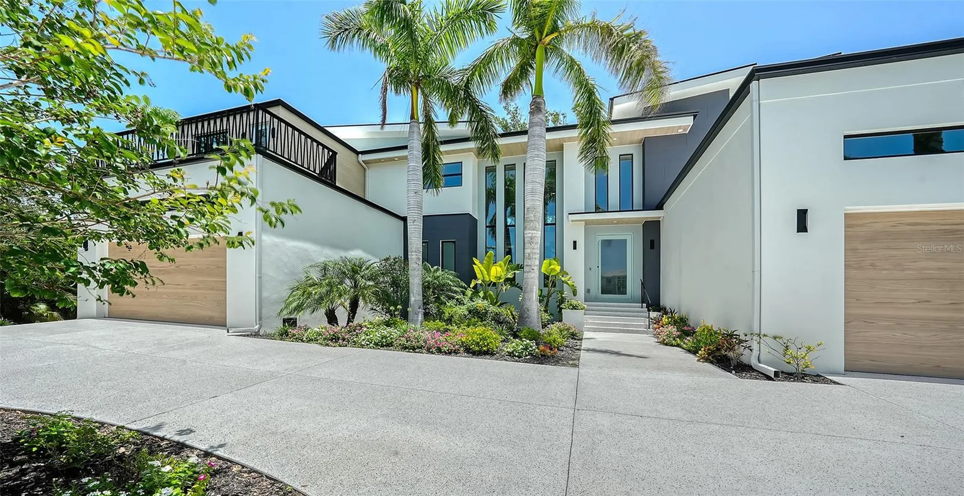 1607 Flower Drive Sarasota FL 34239