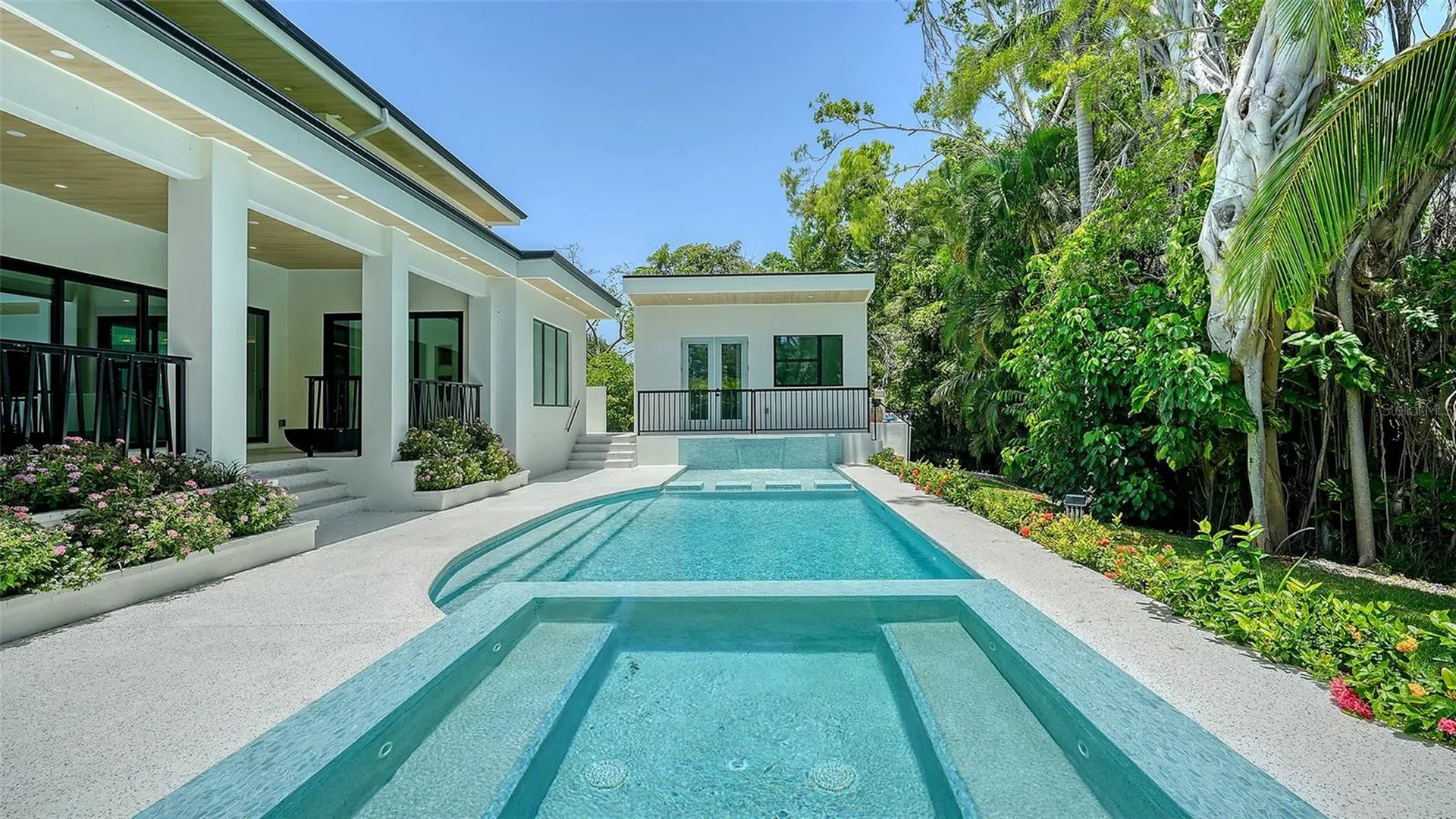 1607 Flower Drive Sarasota FL 34239