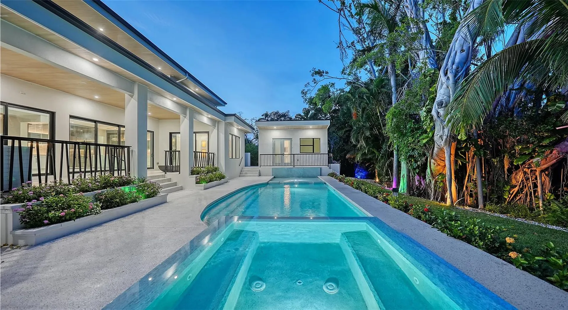 1607 Flower Drive Sarasota FL 34239