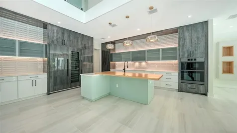 1607 Flower Drive Sarasota FL 34239