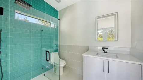 1607 Flower Drive Sarasota FL 34239
