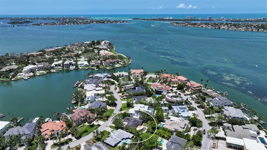 1387 Harbor Drive Sarasota FL 34239