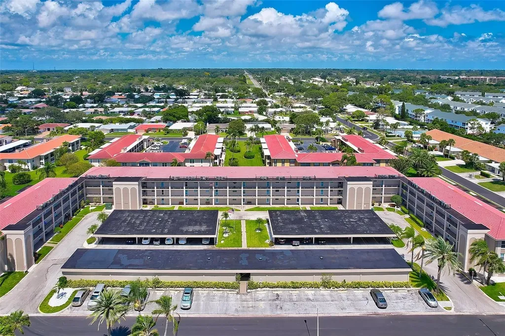 10215 Regal Drive Largo FL 33774