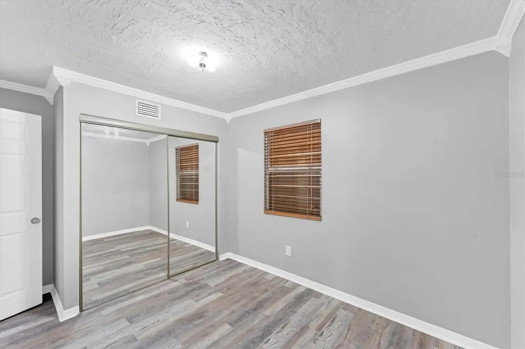 513 25th Avenue W Bradenton FL 34205