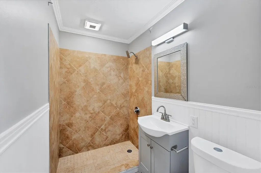 513 25th Avenue W Bradenton FL 34205