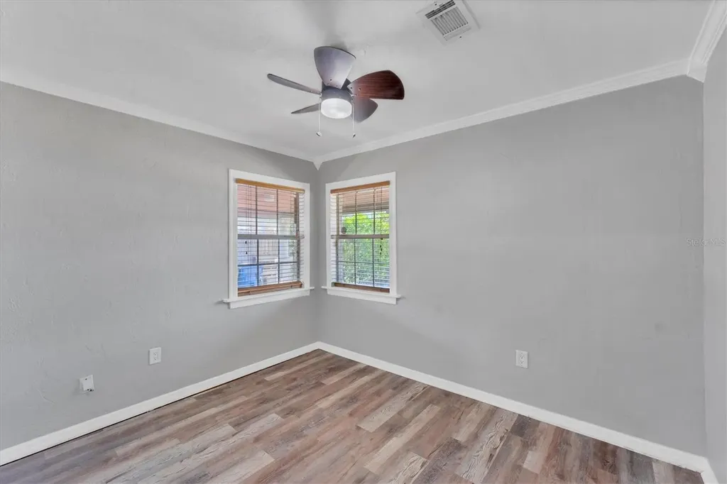 513 25th Avenue W Bradenton FL 34205