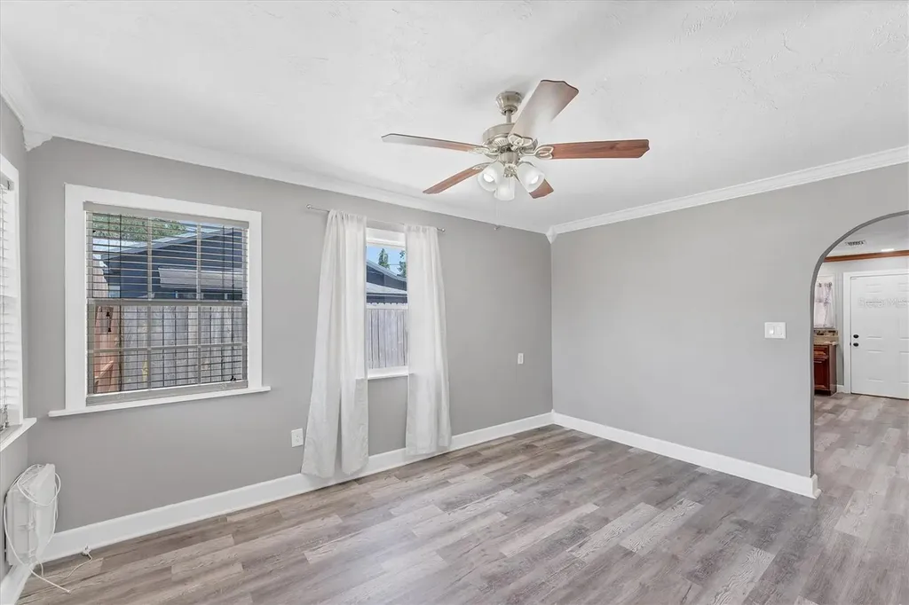 513 25th Avenue W Bradenton FL 34205