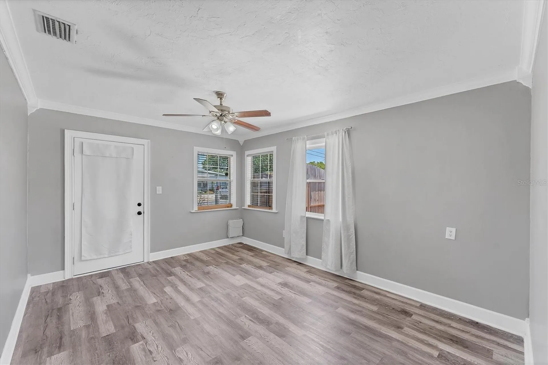 513 25th Avenue W Bradenton FL 34205