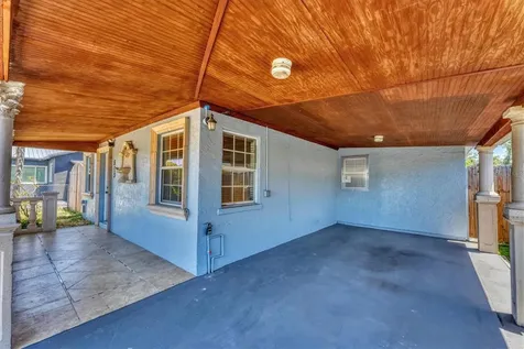513 25th Avenue W Bradenton FL 34205
