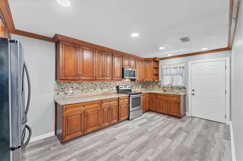 513 25th Avenue W Bradenton FL 34205