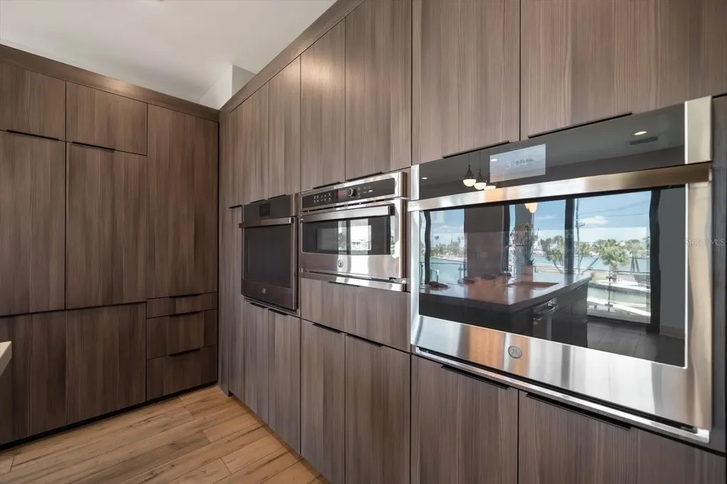16047 Redington Drive Redington Beach FL 33708