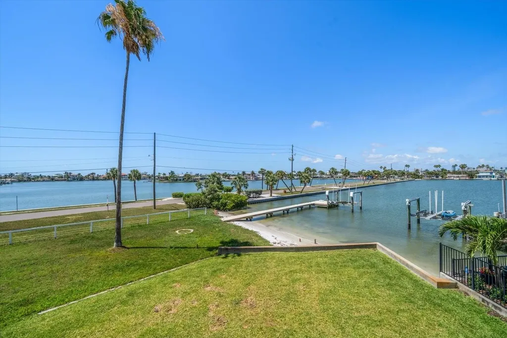 16047 Redington Drive Redington Beach FL 33708